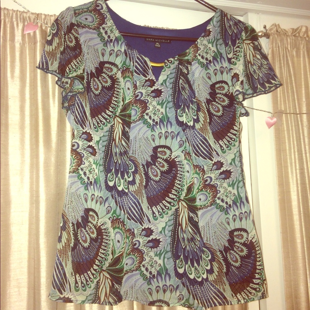 👠2 for $20Short sleeved paisley/flower design top